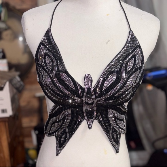 butterfly-shaped halter top features intricate black and silver detailing - Picture 12 of 13